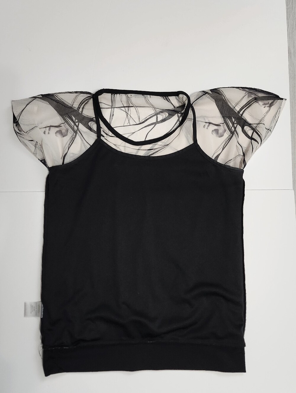 Ricki's L Abstract Floral Shirt Sleeve Top - Picture 5 of 14